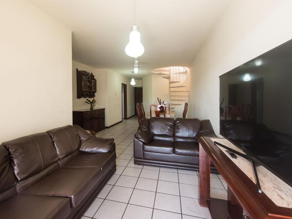 Excelente Cobertura Duplex A 2 Quadras Da Praia Do Forte Com 4 Quartos Cabo Frio Kültér fotó
